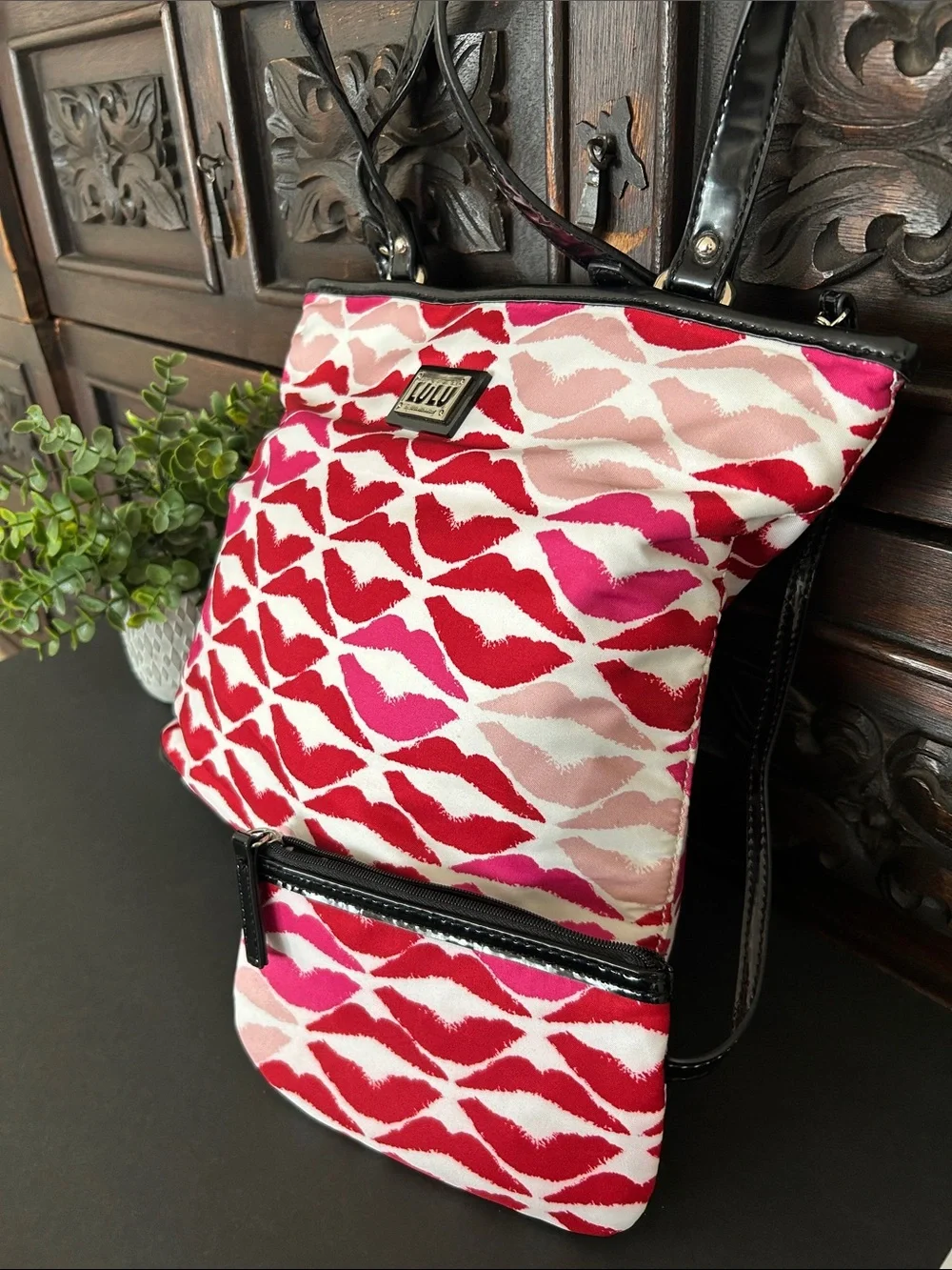 lululemon athletica Pink, Red & Whitei Kiss-Print Tote with Matching Wristlet